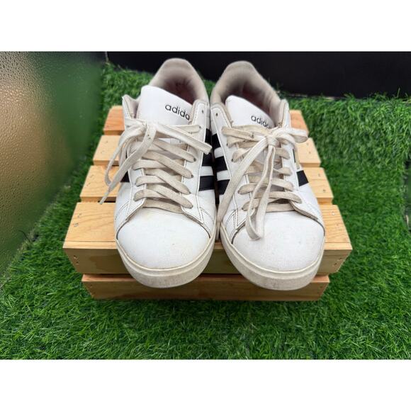 Adidas -Sneakers-White/Black-Size 8M